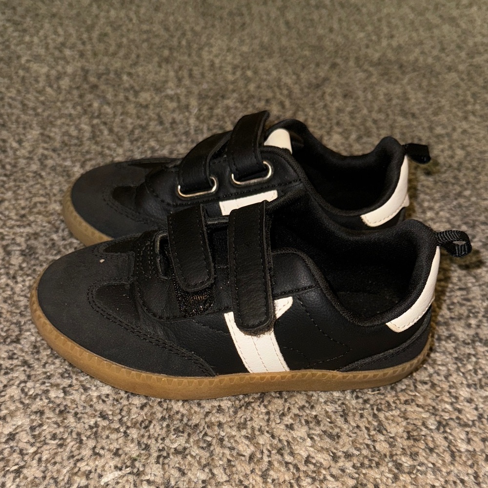 wonder nation Black and White Velcro Casual Sneakers
